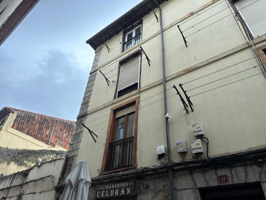 Apartamento De Diseno En Laredo Centro Bagian luar foto