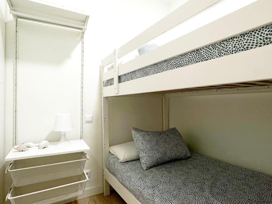 Apartamento De Diseno En Laredo Centro Bagian luar foto