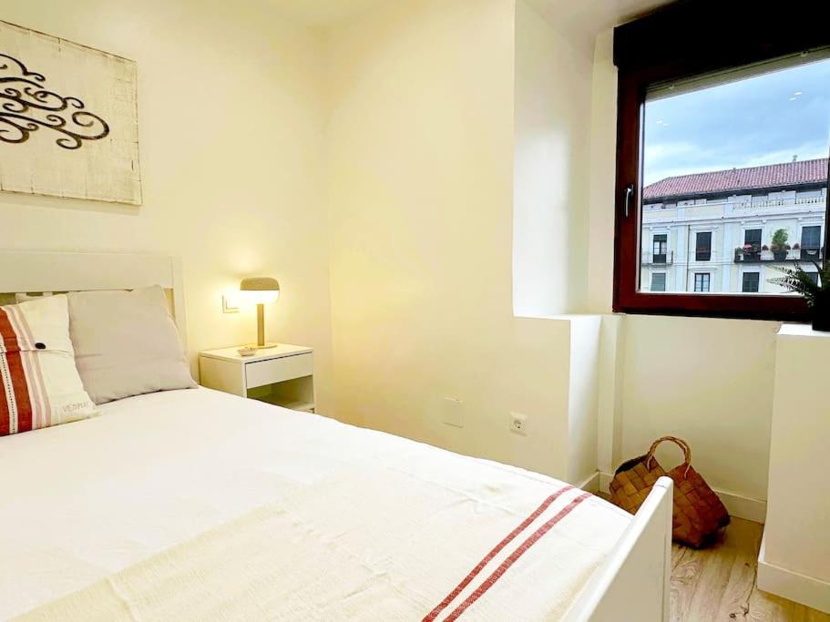 Apartamento De Diseno En Laredo Centro Bagian luar foto
