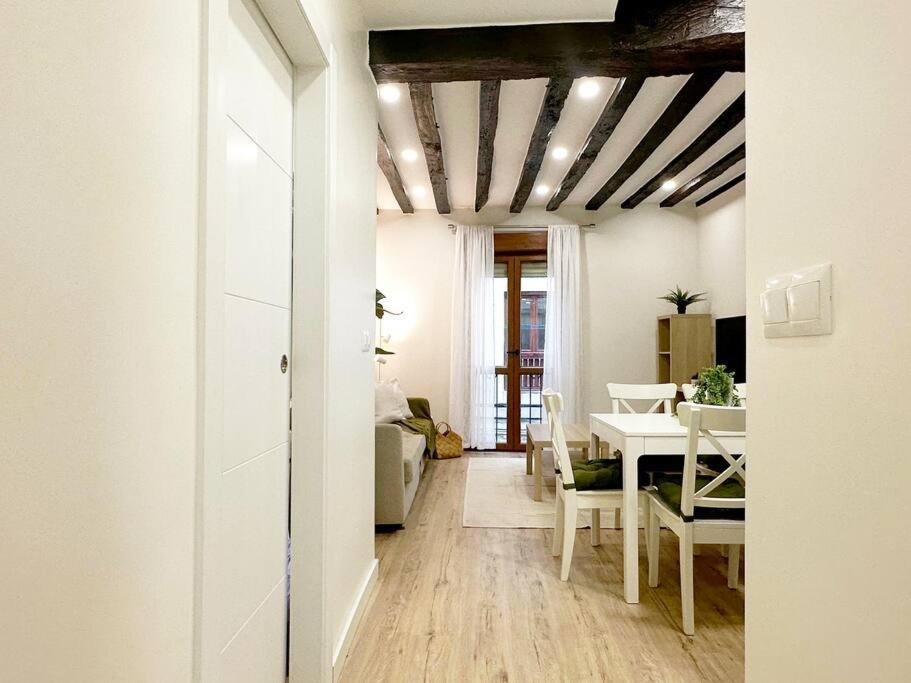 Apartamento De Diseno En Laredo Centro Bagian luar foto